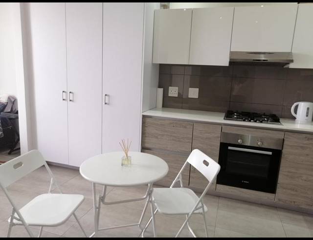 0 BEDROOM APARTMENT FOR SALE IN BEDFORDVIEW